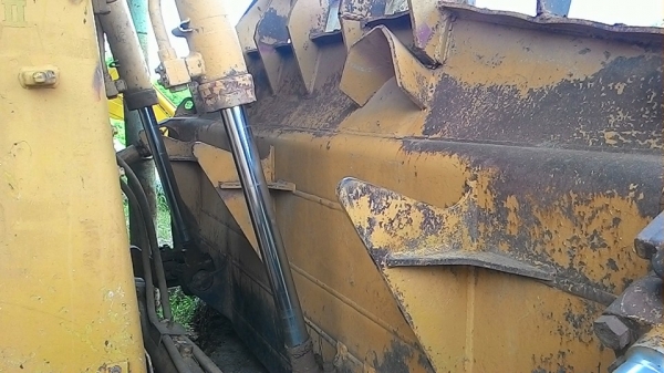 รถแทรคเตอร์ CAT D7 H