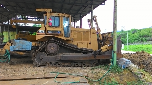 รถแทรคเตอร์ CAT D7 H