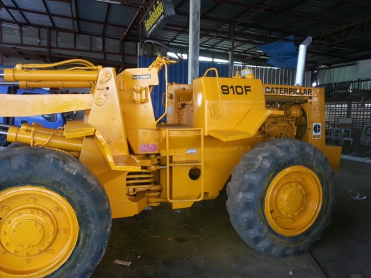 ขายรถตักCAT910 สภาพพร้อมใช้งาน เครื่องปั้มดี ยางพอใช้ เอกสารสัญญาซื้อขาย