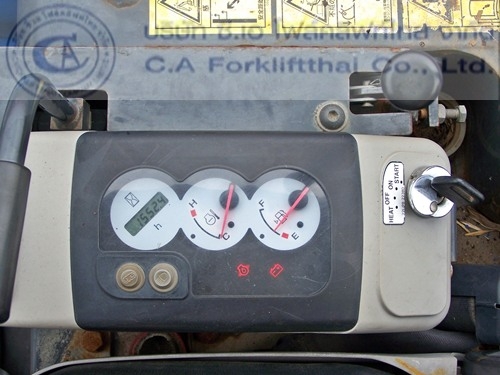 ขาย รถขุดแบคโฮ KOMATSU รุ่น PC50MR-2