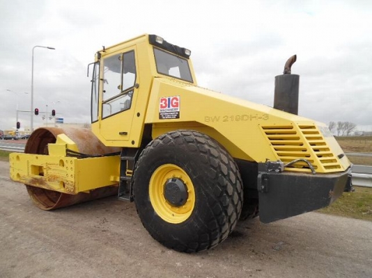 รถบดถนน 20 ตัน BOMAG BW219DH-3