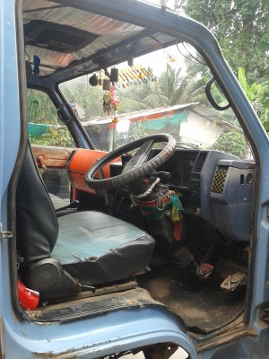 ขาย6ล้อดั้ม isuzu npr 115