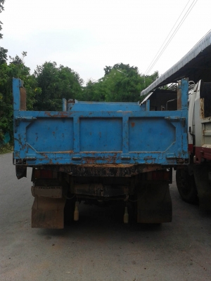 ขาย6ล้อดั้ม isuzu npr 115