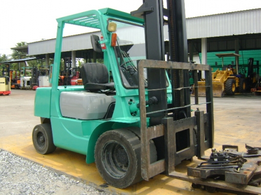 MITSUBISHI ดีเซลล 3 ตัน MITSUBISHI ดีเซลล 3 ตัน