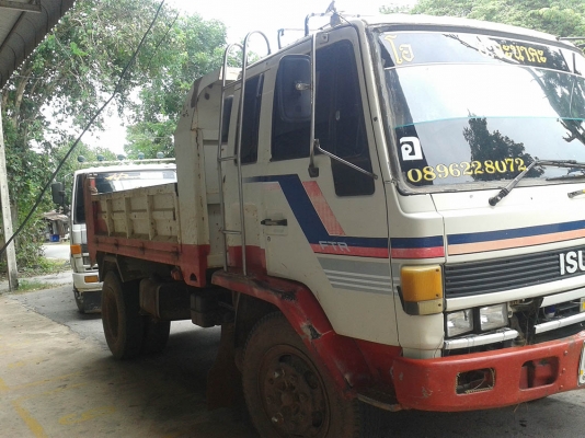 ขาย 6 ล้อดั้ม isuzu rocky