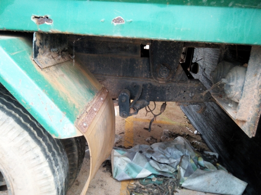 ขายรถบรรทุก 6 ล้อดัมพ์ ISUZU NPR 115 แรงม้ารถห้างแท้ เกียร์สั้น กระบะยาว ราคา 350000