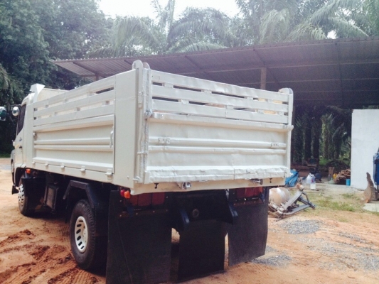 รถฮีโน่ 6 ล้อดั้ม FC4J  150 แรงม้า. ปี 49   สนใจติดต่อ  081 - 6079515