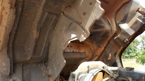 ขายรถพ่วง ดั้มแม่-ลูก ISUZU DECA 270 EURO 2 ปี 48 เครื่องดำ เกียร์เดิม ZF คัสซีสวยแต่มีคราบสนิมหน่อย ทะเบียนพร้อม ราคาต่อรองได้ครับ