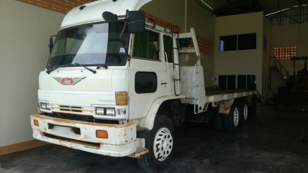 รถฮีโน่ 10 ล้อ ท้ายลาด KT725 /  168 แรงม้า.   สนใจติดต่อ  081 - 6079515