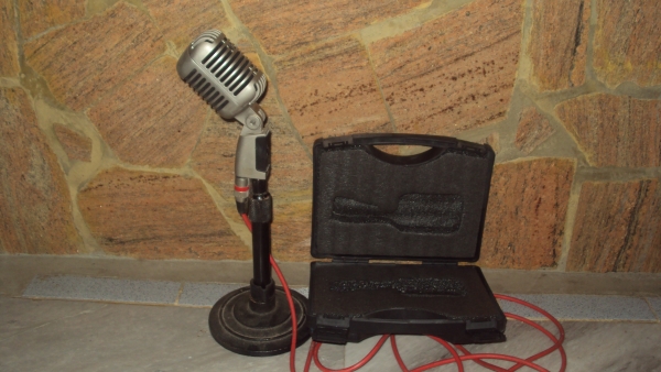 ฝากขายไมค์ชัวส์