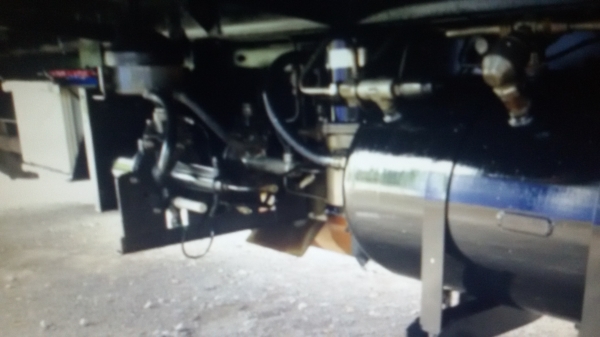 ขายรถ 6 ล้อใหญ่ HINO สิงไฮเทคFF1J สภาพสวยเดิม  เครื่องดี คัชชีสวย ยาว 7.20   รถห้างแท้  พร้อมใช้งานเลยครับ ม