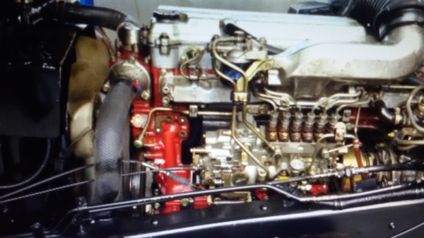 ขายรถ 6 ล้อใหญ่ HINO สิงไฮเทคFF1J สภาพสวยเดิม  เครื่องดี คัชชีสวย ยาว 7.20   รถห้างแท้  พร้อมใช้งานเลยครับ ม