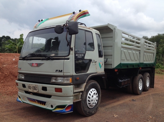ขายรถบรรทุก 10 ล้อดัมพ์ HINO FM3H 195 แรงม้า ราคา 880000