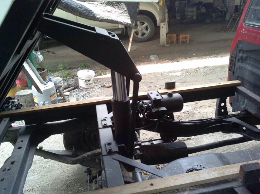 ขายรถกระบะยกดัมพ์