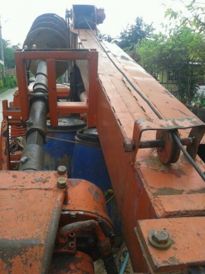 ขายรถ6ล้อติดเครนเจาะเสาไฟฟ้า TADANO 4.5ตันเจาะหลุม12นิ้วได้ครับ รถพร้อมใช้งานครับ