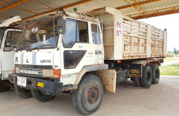 ขาย 10 ล้อดั้ม ไอ้หลง FN527M-TD4992 เครื่อง 6D16 195 แรงม้า เกียร์ 10 สปีด คัสซีสวยตลอดเส้น เบรคใหญ่ เพลาบุ๋ม ทะเบียนพร้อมโอน