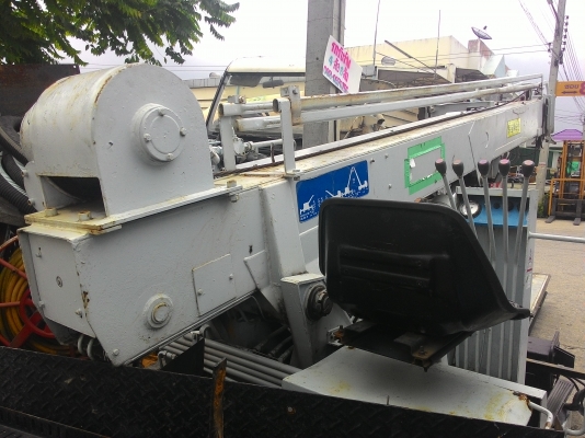 ขายแท่นเครนเจาะหลุมเสาไฟฟ้ายี่ห้อ AICHI sharyoรุ่น D-500ES  สภาพดี พร้อมติดตั้งใช้งานเลยราคา520000ครับ