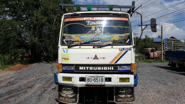 ขาย 10 ล้อดั้ม ไอ้หลง FN527M-A เครื่องเดิม 6D16 195 แรงม้า เกียร์ 10 สปีด คัสซีสวยตลอดเส้น ยางดี ทะเบียนพร้อมโอน