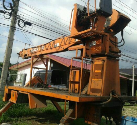 ขายแท่นเครนเจาะเสาไฟฟ้าขนาด8ตัน ยี่ห้อ Altec ขาด หัวเจาะ ระบบยังครบ นำไปติดตั้งบนรถ6ล้อได้เลยครับ
