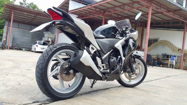 รถบ้านมือเดียว Cbr250 ABS 2012 วิ่งน้อย สวยๆ ขายถูก ต่อรองได้ครับ