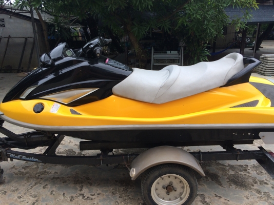 ขายเจ็ตสกี 3 ที่นั่ง 1100 cc 4 จังหวะ 125,000-