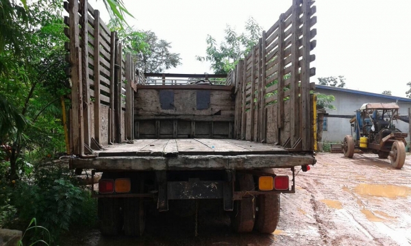 ขาย 10 ล้อหัวยาว 2 เพลา ช่วงล่างใหญ่จัมโบ้ เครื่อง EH700 168 แรงม้า สโลว์เกียร์กลาง พาวเวอร์ คานหน้าใหญ่ ทะเบียนพร้อมโอน ราคาต่อรองได้