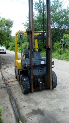 ขาย โฟกลิฟท์น้ำมันนั่งขับ เก่านอก ยี่ห้อ ทีซีเอ็ม รุ่น FD20Z3 2 ตัน เสา 3 เมตร