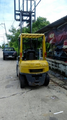 ขาย โฟกลิฟท์น้ำมันนั่งขับ เก่านอก ยี่ห้อ ทีซีเอ็ม รุ่น FD20Z3 2 ตัน เสา 3 เมตร