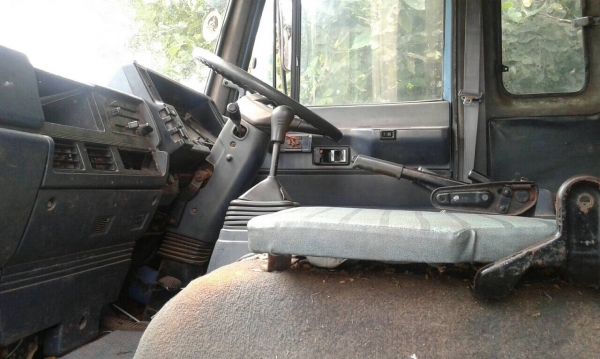 ขาย 6 ล้อใหญ่ ยาง 900 ISUZU ROCKY กระบะยาว 6 เมตร เครื่อง 6BG1 โบอินเตอร์ 230 แรงม้า คัสซีสวยตลอดเส้น เบรคทิฟฟี่ พาวเวอร์ ทะเบียนพร้อมโอนครับ