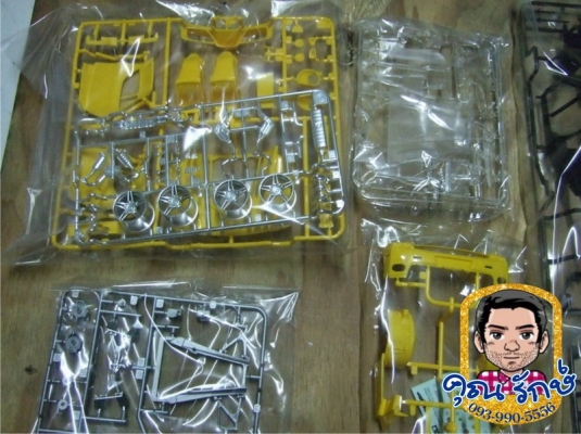 โมเดลรถประกอบ 1/24 Ferrari ยังไม่แกะพลาสติก ราคา 900บาท ส่งEMS+150บาท โมเดลรถประกอบ 1/24 Ferrari ยังไม่แกะพลาสติก ราคา 900บาท ส่งEMS+150บาท