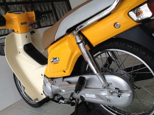 Dream Super Cup โฉมล่าสุด สีใหม่ สต๊าดมือ วิ่ง8000 ปลายปี57 (ของแถม 4 รายการ)