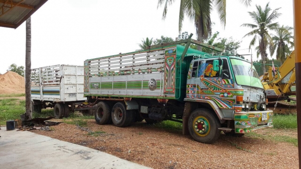 ขายรถพ่วง แม่ดั้ม-ลูกไม่ดั้ม ISUZU FVZ32MZPR วางเครื่อง 6BG1 เทอร์โบอินเตอร์ 230 แรงม้า เกียร์ Eston ช่วงล่าง 240 เบรคทิฟฟี่ชุดใหญ่ คัสซีสวยตลอดเส้น ทะเบียนพร้อมโอนครับ