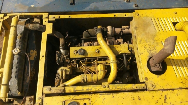 ขายแบ็คโฮ KOMATSU  220-5