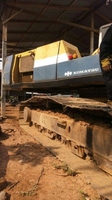 ขายแบ็คโฮ KOMATSU  220-5