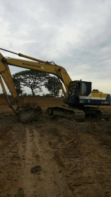 ขายแบ็คโฮ KOMATSU  220-5