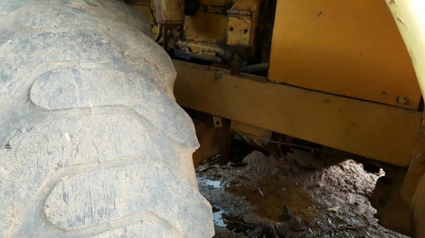 ขายตามสภาพ รถตัก CAT 922 ต่อแขนแล้ว เครื่องพังอย่างเดียวให้ไปซ่อมเองนะครับ