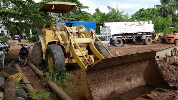 ขายตามสภาพ รถตัก CAT 922 ต่อแขนแล้ว เครื่องพังอย่างเดียวให้ไปซ่อมเองนะครับ