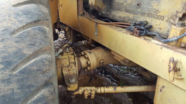 ขายตามสภาพ รถตัก CAT 922 ต่อแขนแล้ว เครื่องพังอย่างเดียวให้ไปซ่อมเองนะครับ