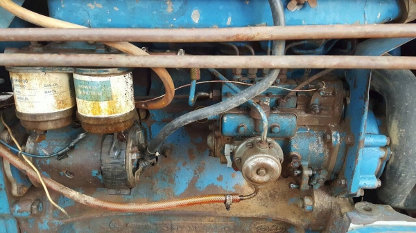 ขายรถไถ FORD 5000 T3 เอกสารสัญญาซื้อขาย อุปกรณ์ผานดันหน้า และผาน 7