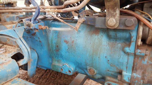 ขายรถไถ FORD 5000 T3 เอกสารสัญญาซื้อขาย อุปกรณ์ผานดันหน้า และผาน 7