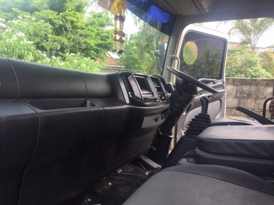 ขายรถ18ล้อรั้ว HINO FM8JNLD เครื่อง 251แรงม้ากับ หางSMM ปี56 สนใจโทร 081-970-1072