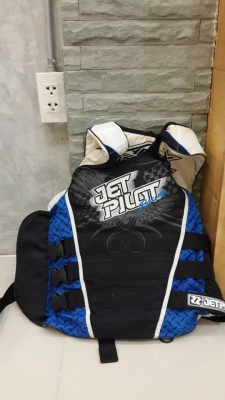 ขาย เสื้อ ชูชีพ Jet Pilot ใหม่ๆ 099-5365355