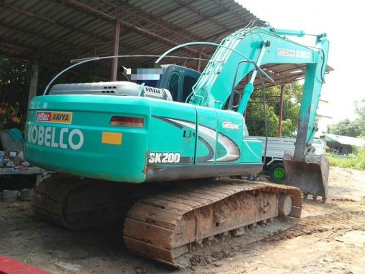 ขายรถขุดแบ็คโค KOBELCO200-8 YN11 สภาพสวย ทำงานน้อยหมื่นชม. ช่วงล่างดี บูมสวยเดิม เอกสารอริยะ พร้อมลงลุยงาน