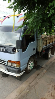 ISUZU NKR 88