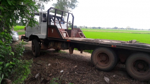 สิบล้อท้ายลาก HiNo KT 725 EH700 2เพา สโลกลาง บรรทุกรถเกียวและแม็คโค120 สภาพพร้อมใช้ ทะเบียนพร้อมโอน สิบล้อท้ายลาก HiNo KT 725 EH700 2เพา สโลกลาง บรรทุกรถเกียวและแม็คโค120 สภาพพร้อมใช้ ทะเบียนพร้อมโอน