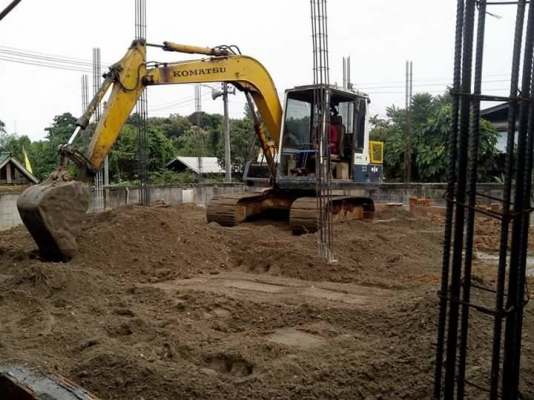 รถขุด KOMATSU PC60-5