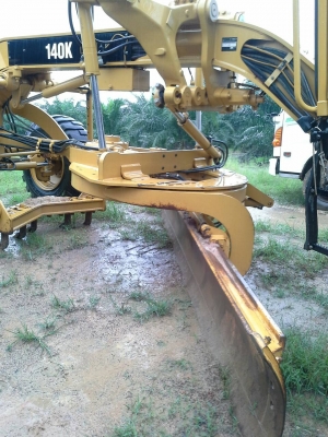 ขายดาวน์รถเกรด CAT 140K ขายดาวน์ 3000000
