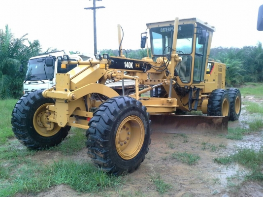 ขายดาวน์รถเกรด CAT 140K ขายดาวน์ 3000000