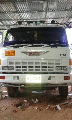 Hino EP100 3 ใบ ปัด เครื่อง PO9 (320 แรง อินเตอร์เทอโบ) แรงโดนใจ ยางดี ช่วงล่างเด่น พร้อมแอร์ ดั้มต่อจากสหกิจ ทั้งแม่ ลููก