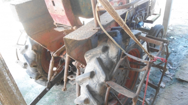 ขายรถไถคูโบต้า 2200 เครื่อง3 สูบสุดประหยัด เครื่องดีครับ มีอุปกรณืเสริม 4 อย่างครับ ขายรถไถคูโบต้า 2200 เครื่อง3 สูบสุดประหยัด เครื่องดีครับ มีอุปกรณืเสริม 4 อย่างครับ